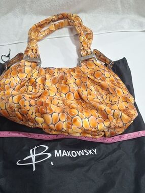 b. makowsky Honey Amber Patterned Shoulder Bag NEVER USED NEW Leather